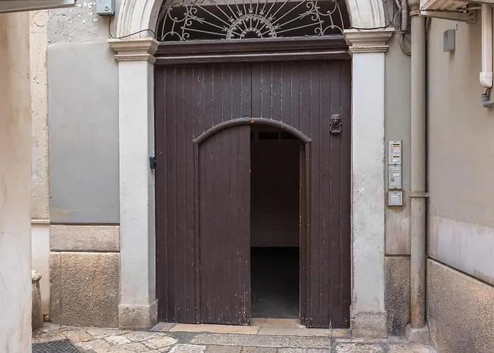 Antiche Mura Бари